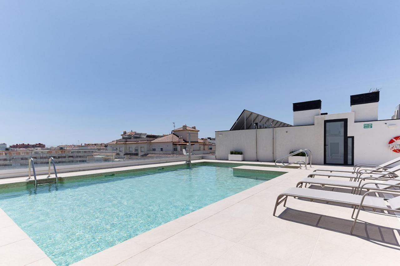 Stylish 2 Bedroom Apartment In Estepona Old Town エクステリア 写真