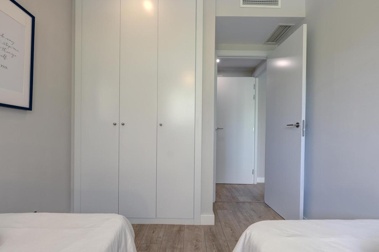 Stylish 2 Bedroom Apartment In Estepona Old Town エクステリア 写真
