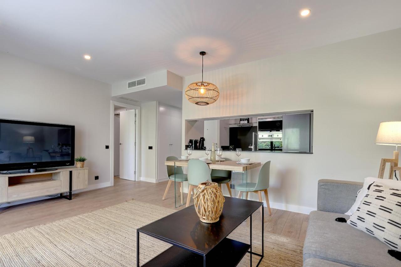 Stylish 2 Bedroom Apartment In Estepona Old Town エクステリア 写真