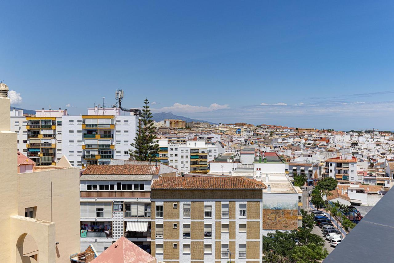 Stylish 2 Bedroom Apartment In Estepona Old Town エクステリア 写真